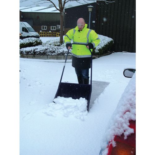 Ergonomic sleigh shovel with a 36 month guarantee & FREE Delivery
